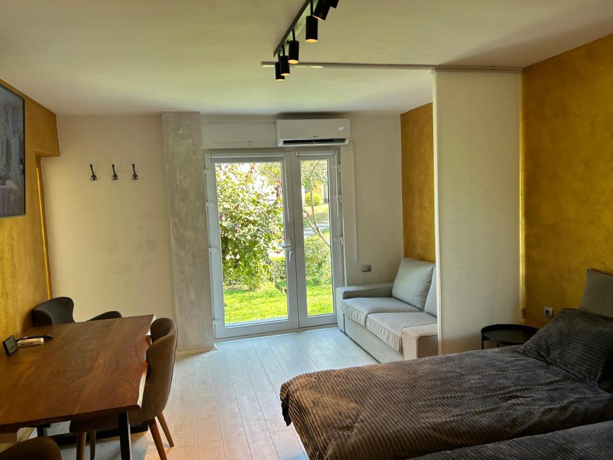 Apartment Gal Novo Mesto Eksteriør billede