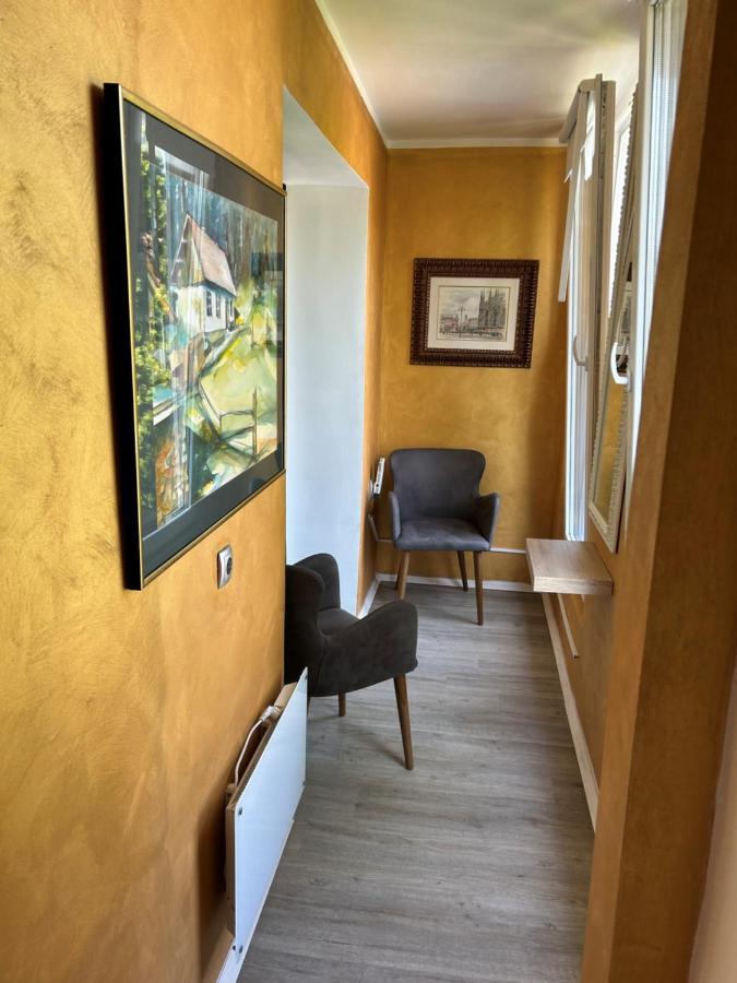 Apartment Gal Novo Mesto Eksteriør billede