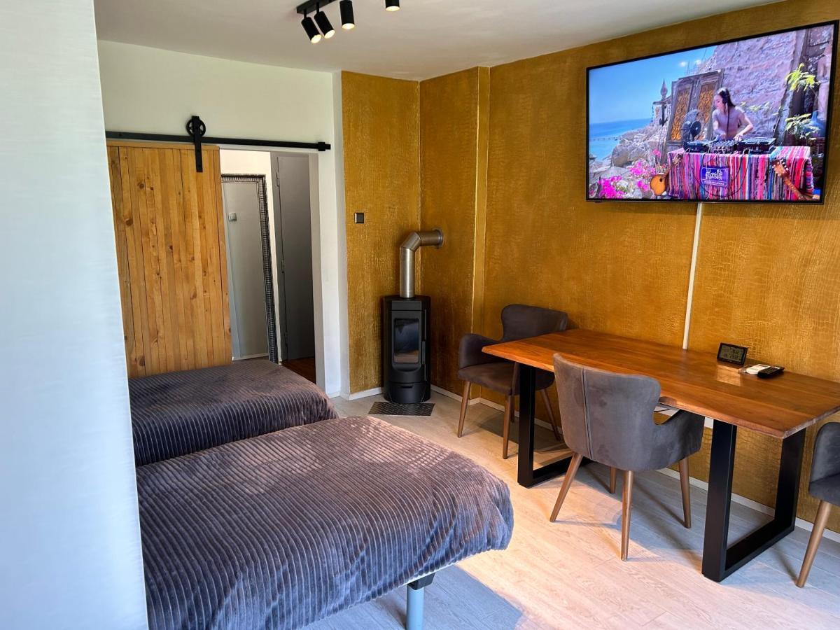 Apartment Gal Novo Mesto Eksteriør billede