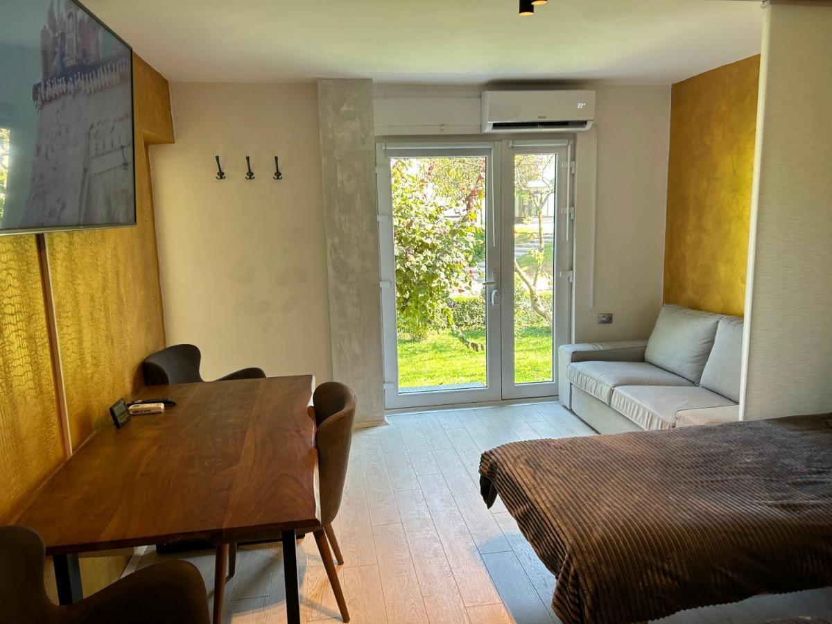 Apartment Gal Novo Mesto Eksteriør billede