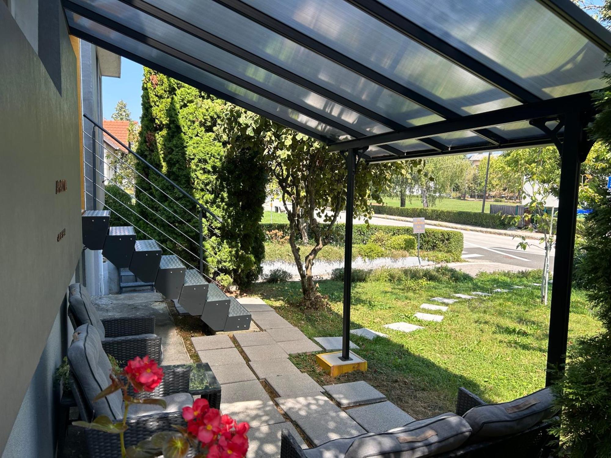 Apartment Gal Novo Mesto Eksteriør billede